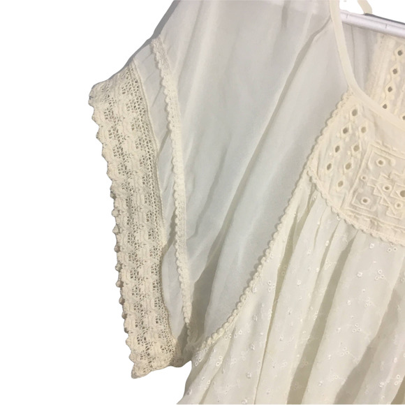 Free People Georgette Eyelet Top Sz XS Sheer Lace Blouse Boho Style - Picture 4 of 15